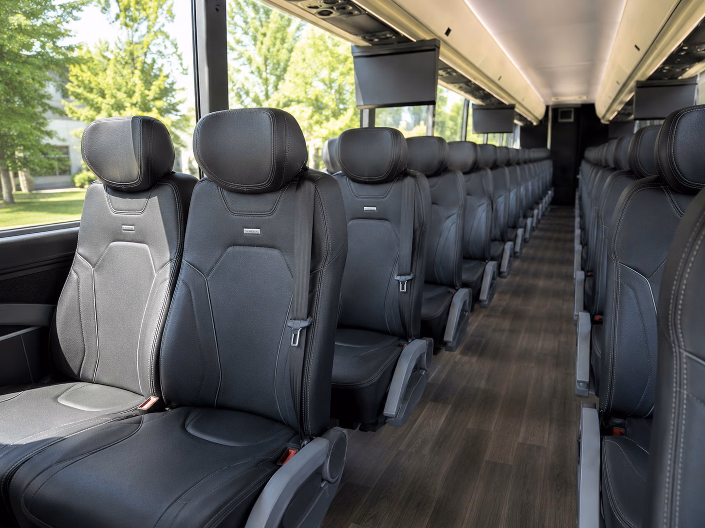 how trip distance and duration affect charter bus rates in warren