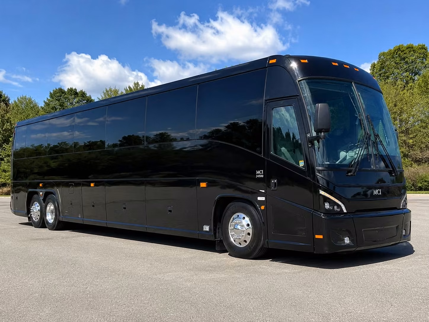 sporting event transportation in warren michigan